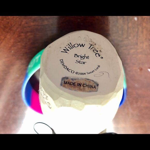 Willow Tree - Picture 2 of 3